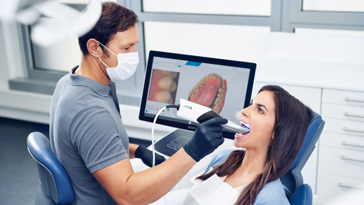 Intraoral digital scanning